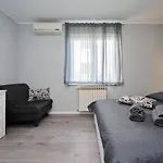 Alto Apartments